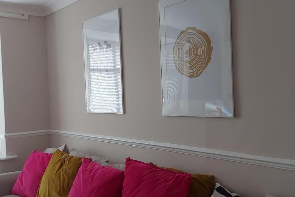Beautiful Bright Three Bedroom House In Brighton And Hove With Free Parking Extérieur photo